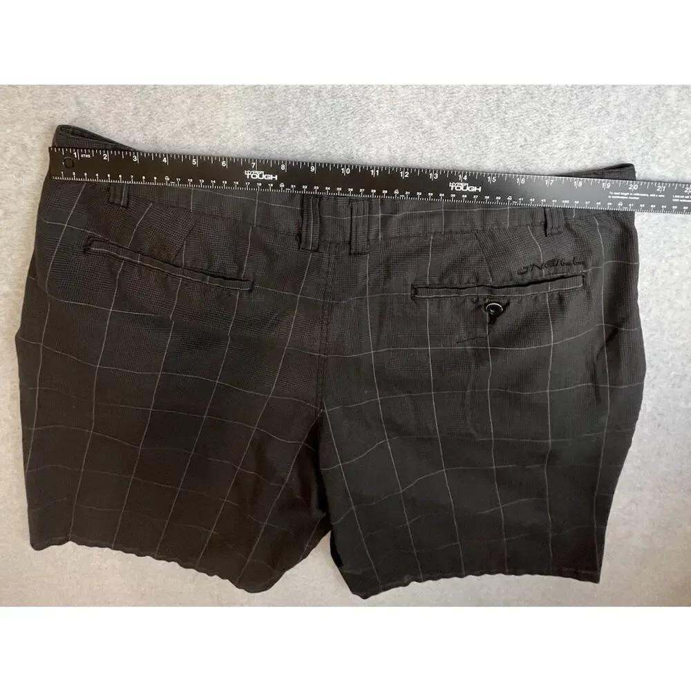 O'Neill Mens Gray Plaid Flat Front Shorts Button Closure Pockets Belt Loops